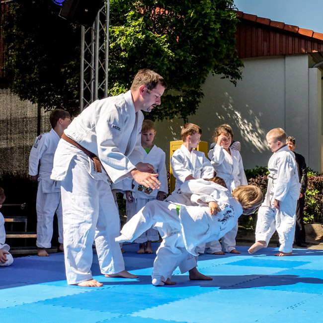 Judo und Sportverein Pirna Copitz e.V. - Galerie - Auftritt zum Stadtfest Pirna Copitz im Mai 2018